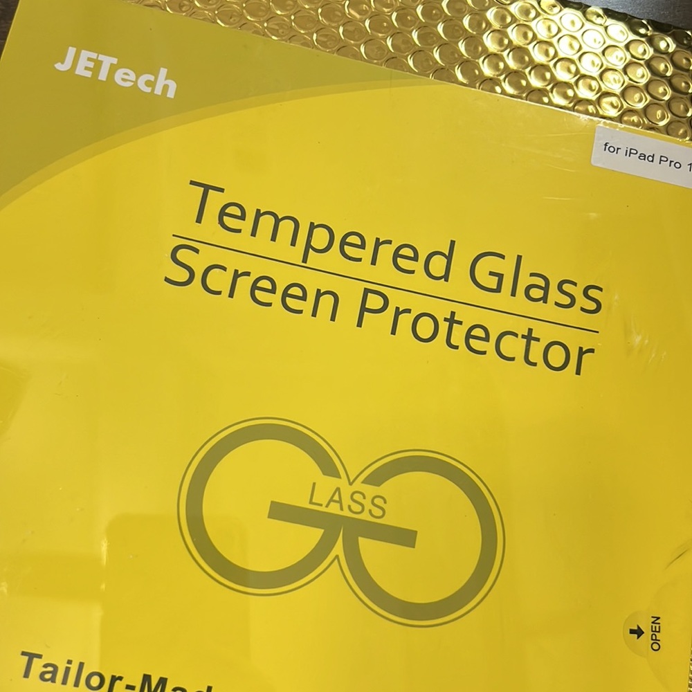 Screen protector for iPad Pro 12.9